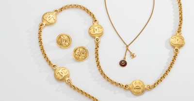 MET GALA GOLDSMITHS May JE.png image
