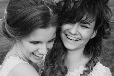 Bridesmaid Essentials Wedding Guide image