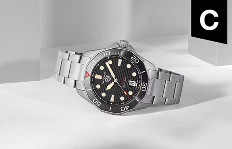 EXCLUSIVE TAG HEUER AQUARACER PROFESSIONAL 300 TITANIUM