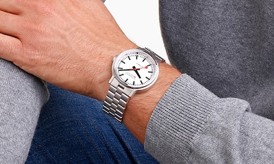 Mondaine Original Collection image