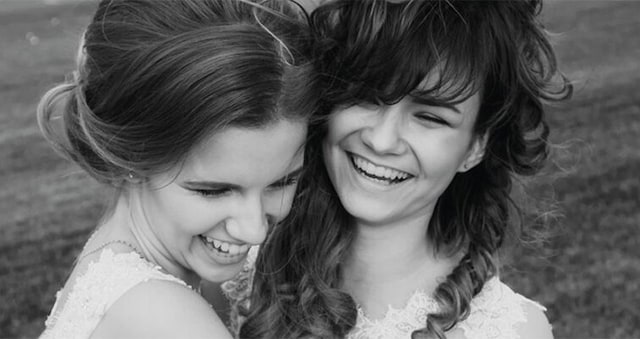 Bridesmaid Essentials Wedding Guide